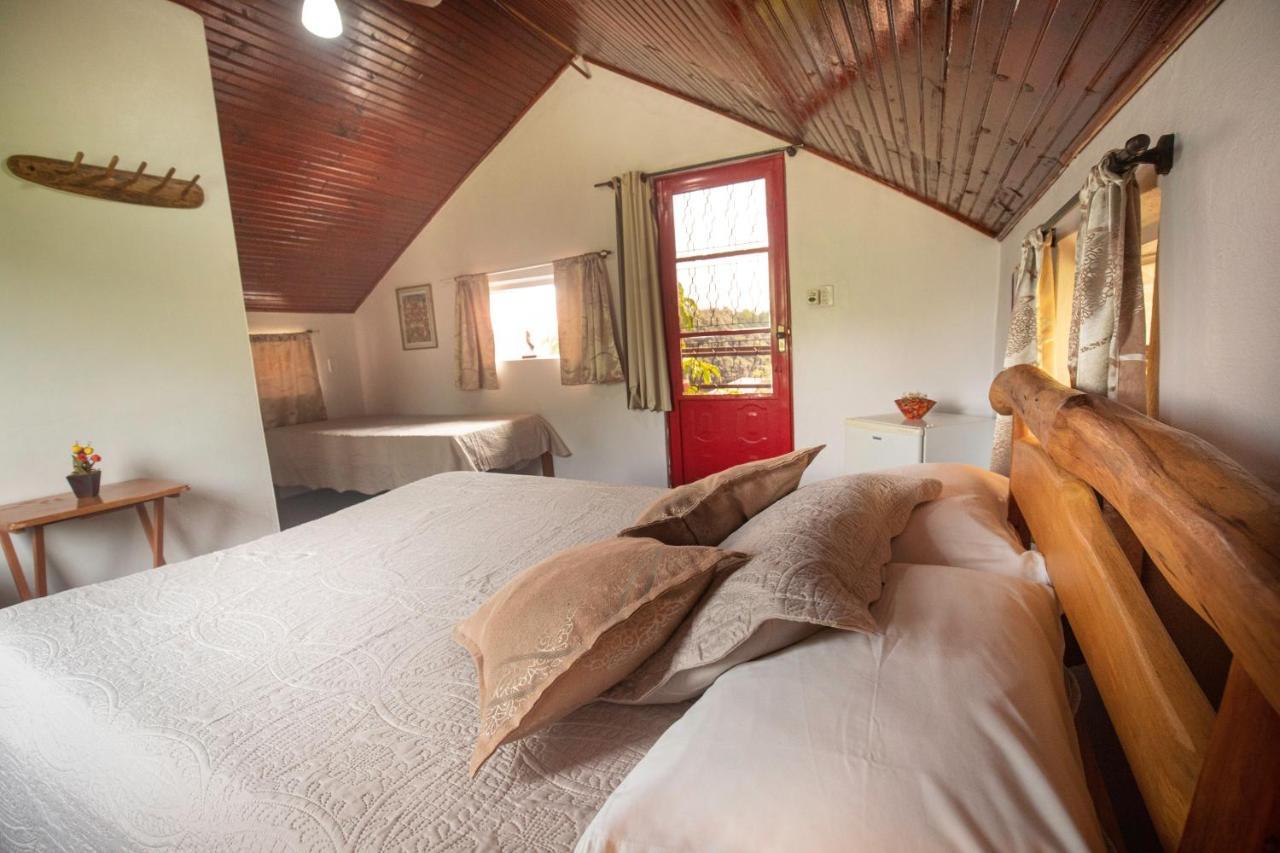 Buddy'S Hostel & Pousada Alto Paraiso Alto Paraíso de Goiás Dış mekan fotoğraf